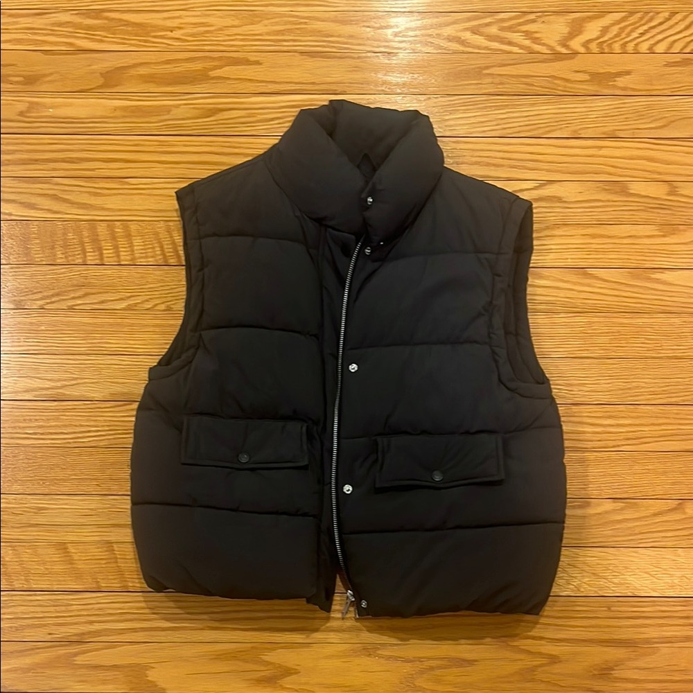 Men's Black Puffer Vest